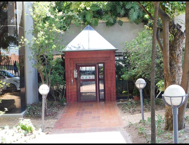 275M² OFFICE TO LET IN FERNDALE